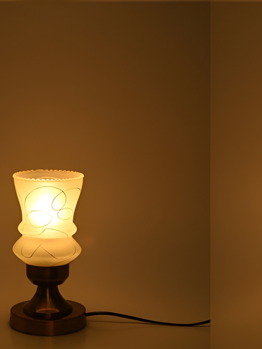 

Afast White Printed Metal Table Lamp