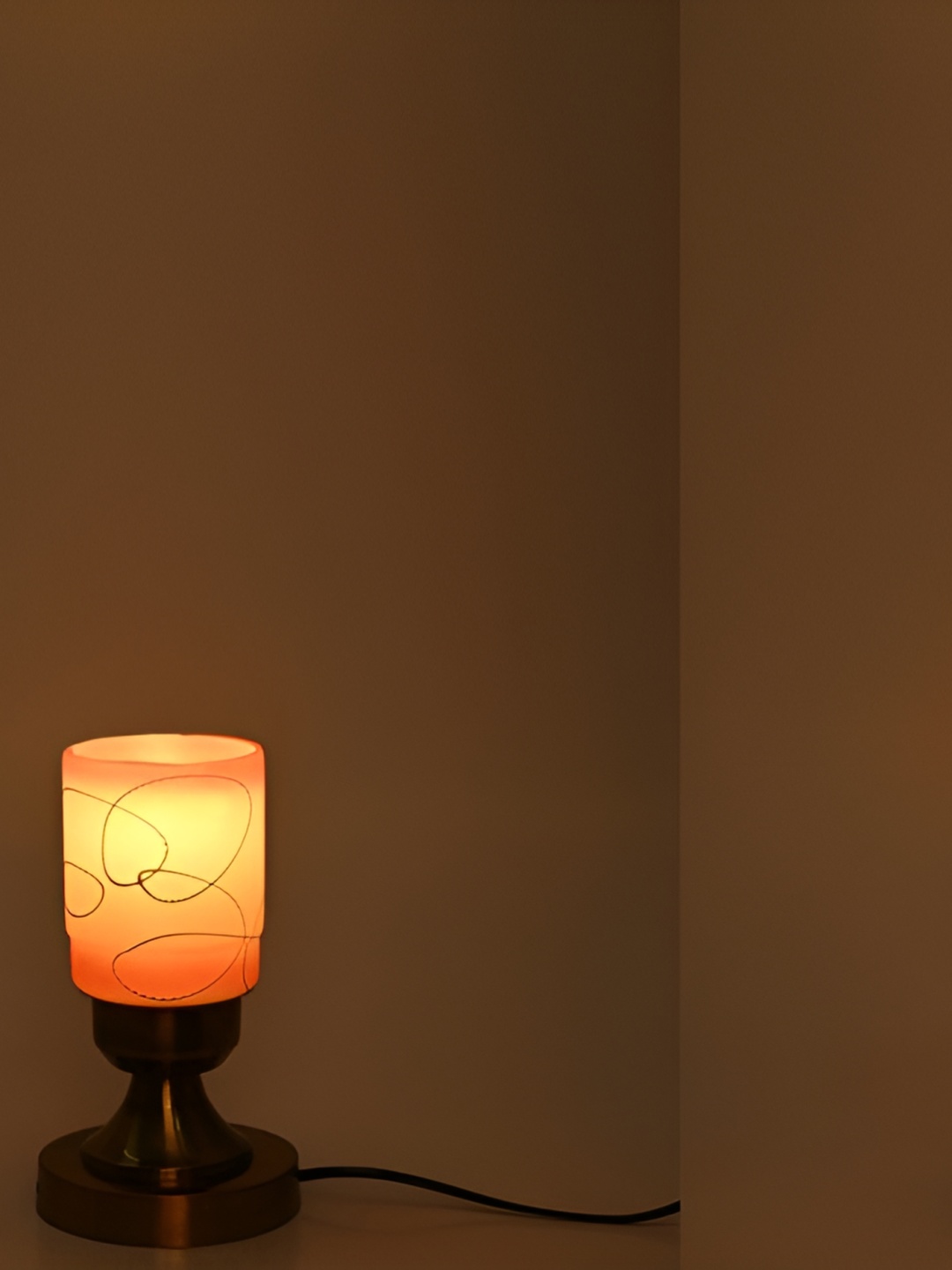 

Afast White & Pink Textured Metal Contemporary Table Lamp