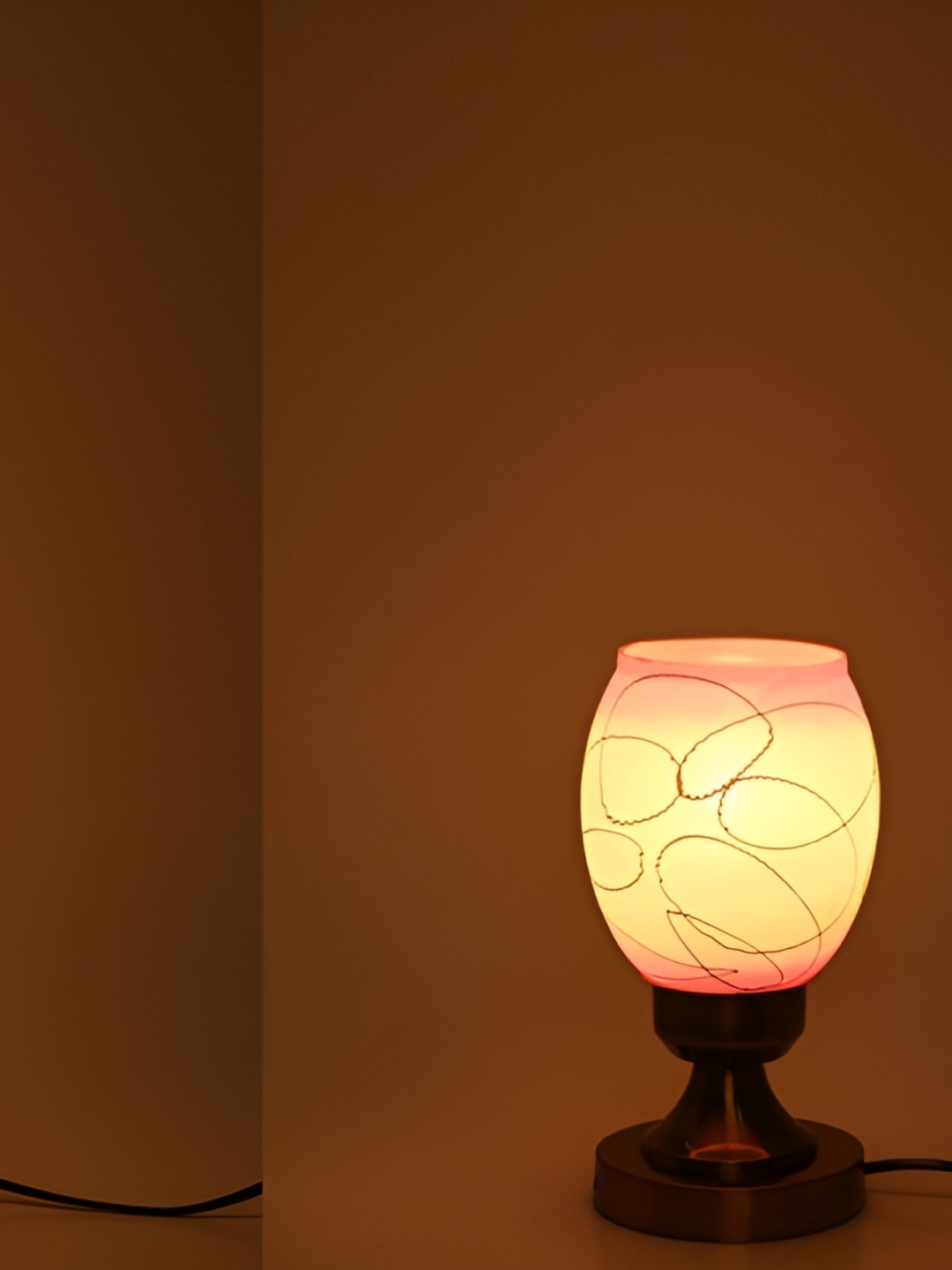 

Afast White & Black Printed Iron With Adjustable Cord Table Lamp