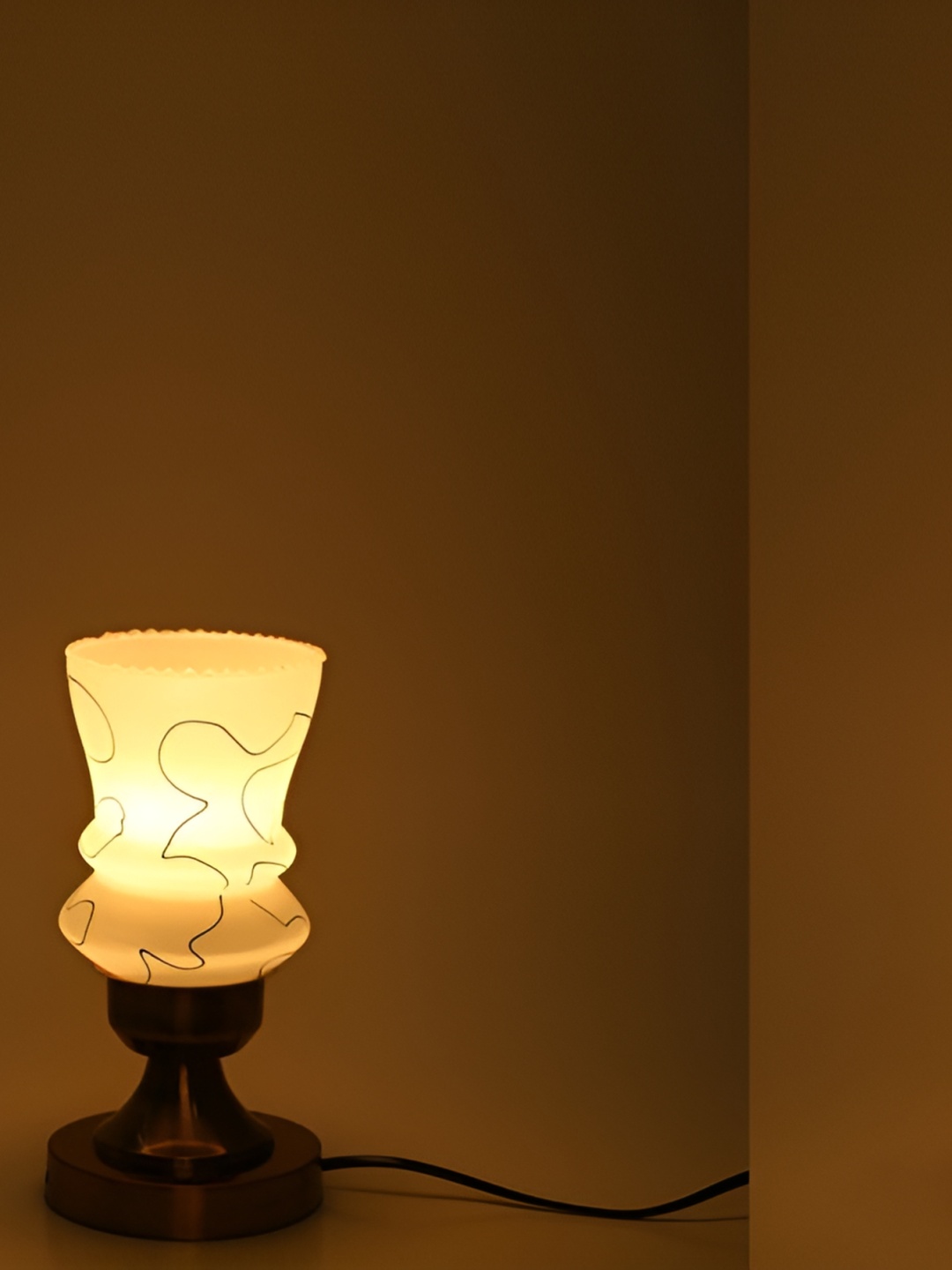 

Afast Yellow & Black Printed Contemporary Metal Table Lamp with Adjustable Cord