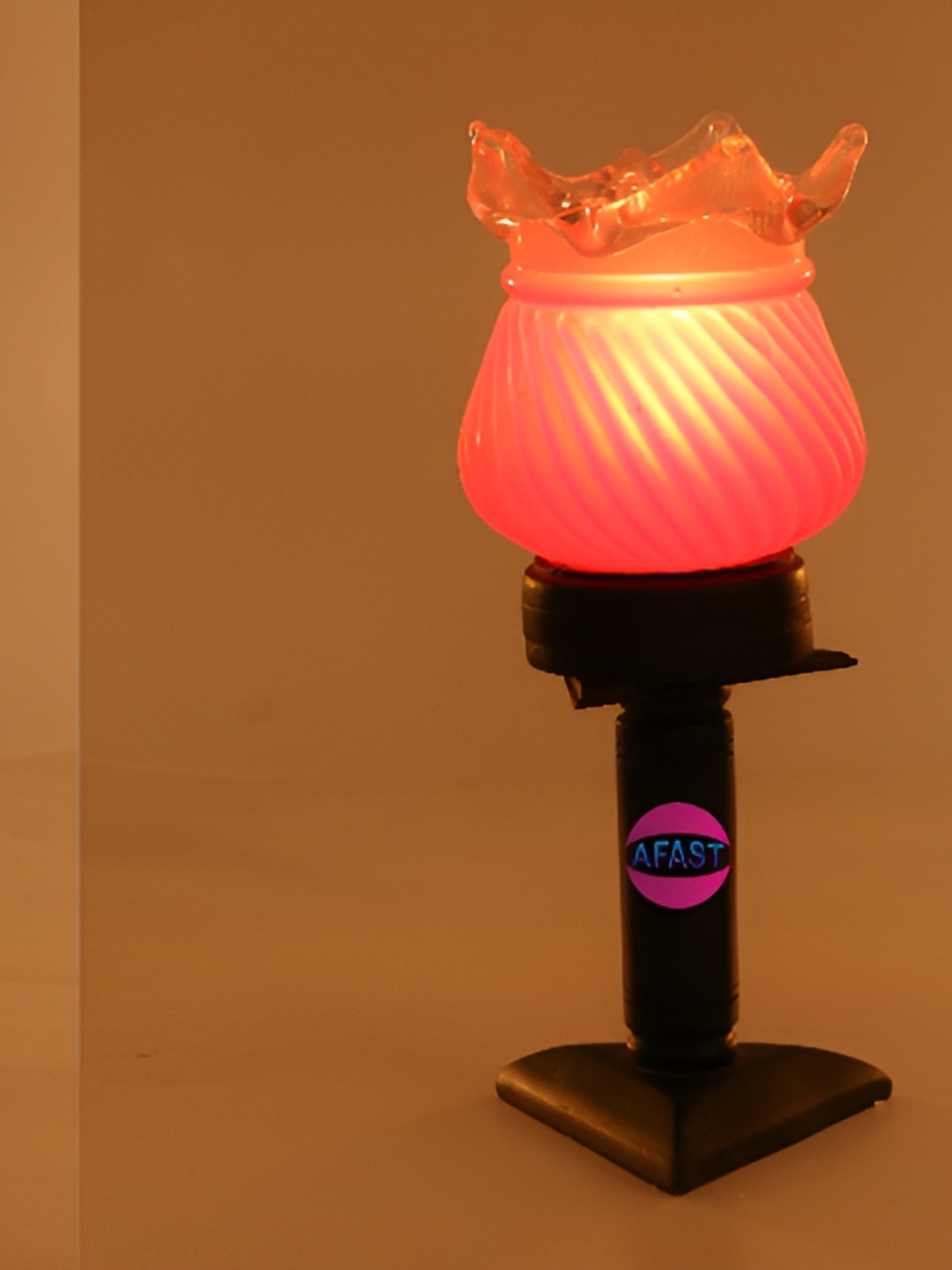

Afast 2 Pcs Pink Textured Wood Contemporary Abstract Shaped Table Lamps