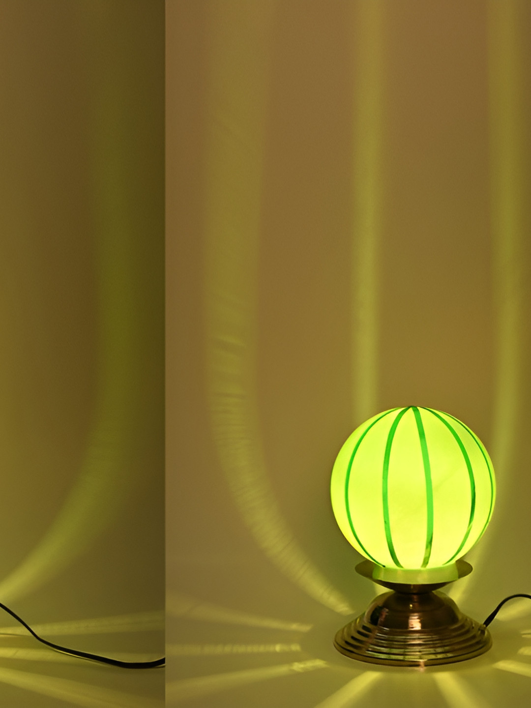 

Afast Green Printed Contemporary Table Lamp