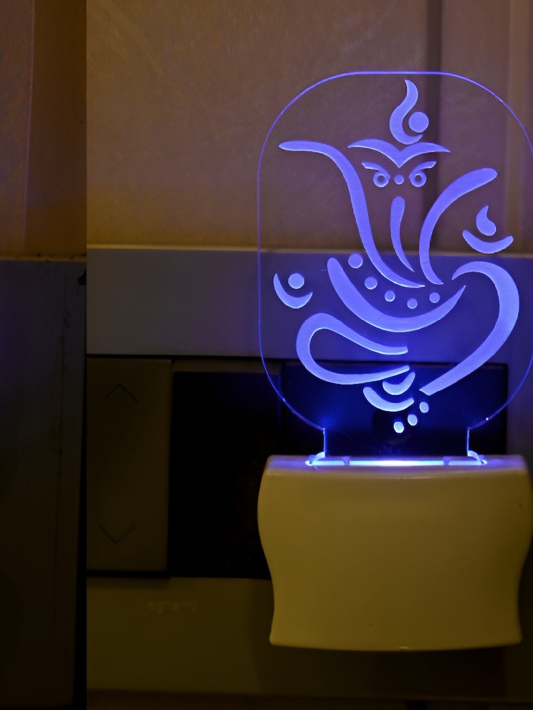 

Afast Blue Printed Contemporary Acrylic Wall Lamp
