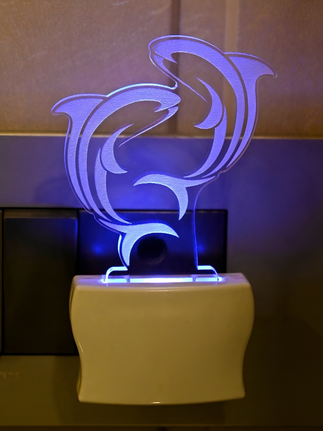 

Afast White & Transparent Printed Acrylic 3D Illusion LED Plug Night Lamps