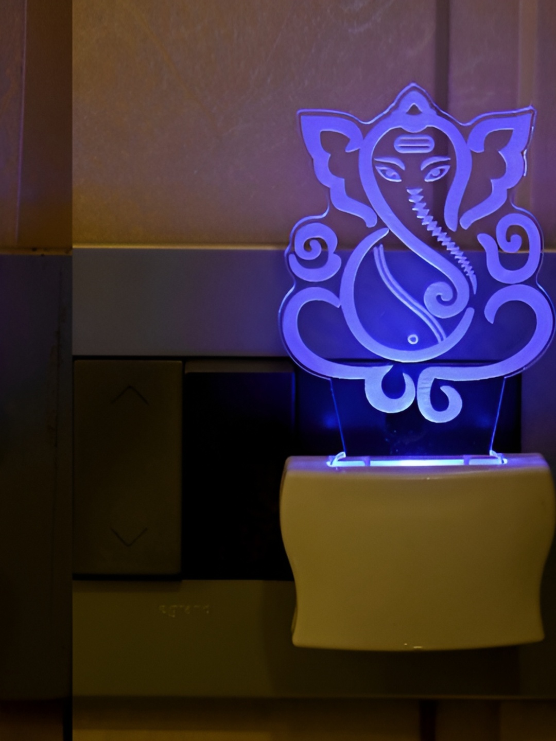 

Afast White Glass Wall Lamp