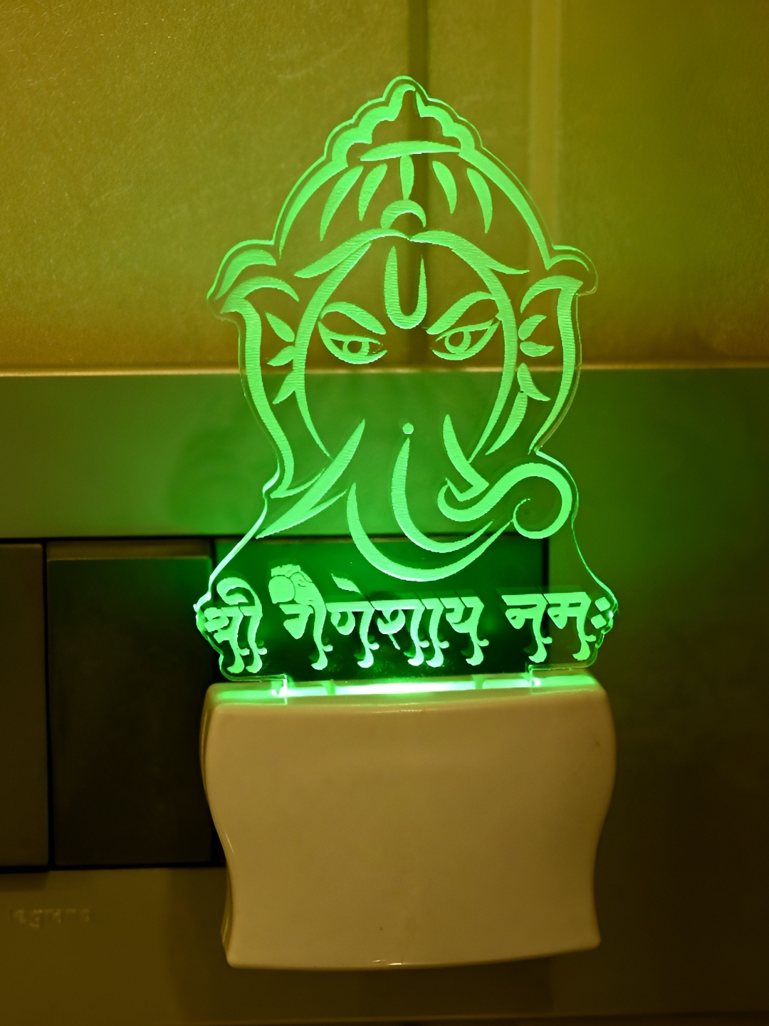 

Afast Transparent Textured Wall Lamp