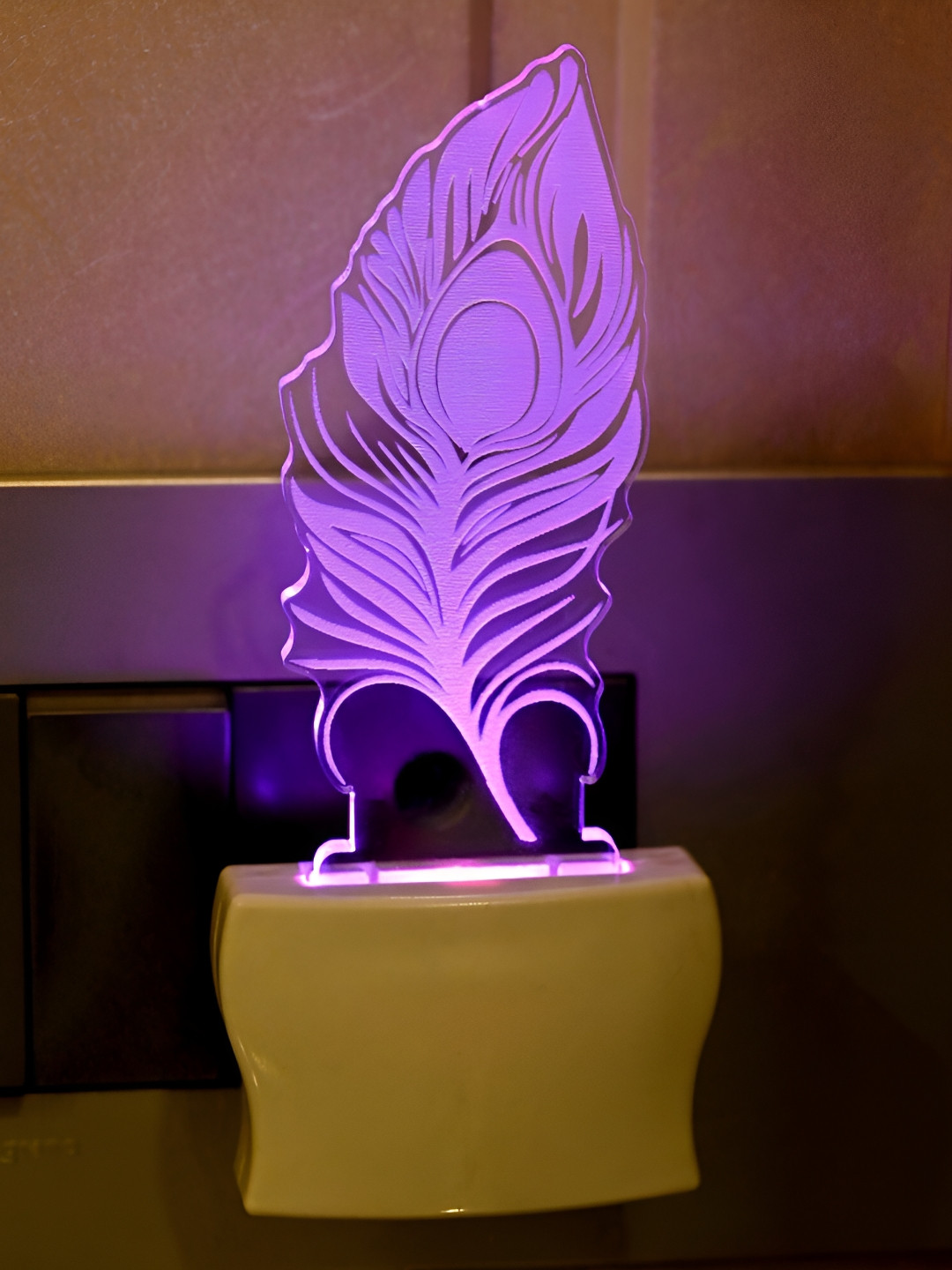 

Afast Transparent & Yellow Printed Abstract Shaped Acrylic Wall Lamp