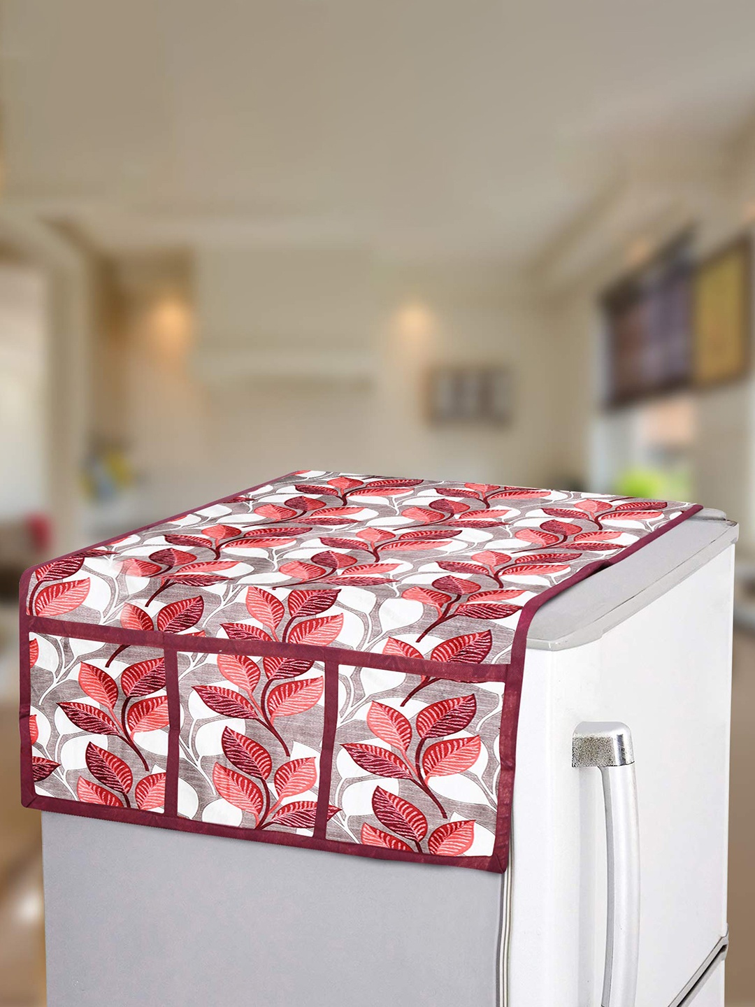 

Dakshya Industries Grey & Pink Printed Refrigerator Covers