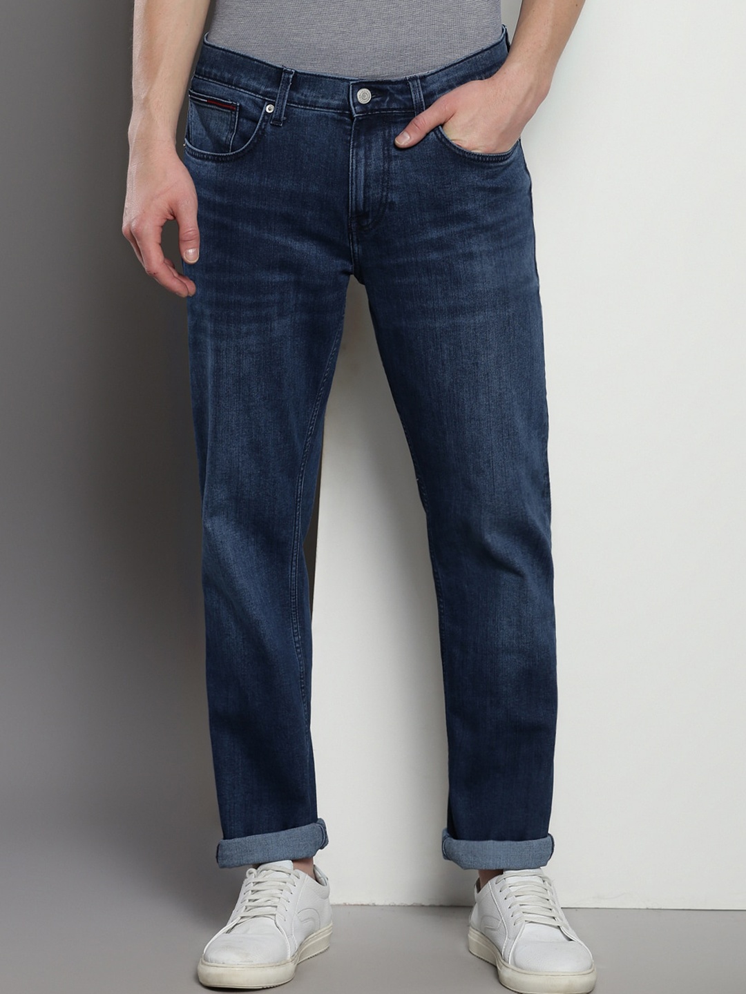 

Tommy Hilfiger Men Straight Fit Clean Look Jeans, Blue
