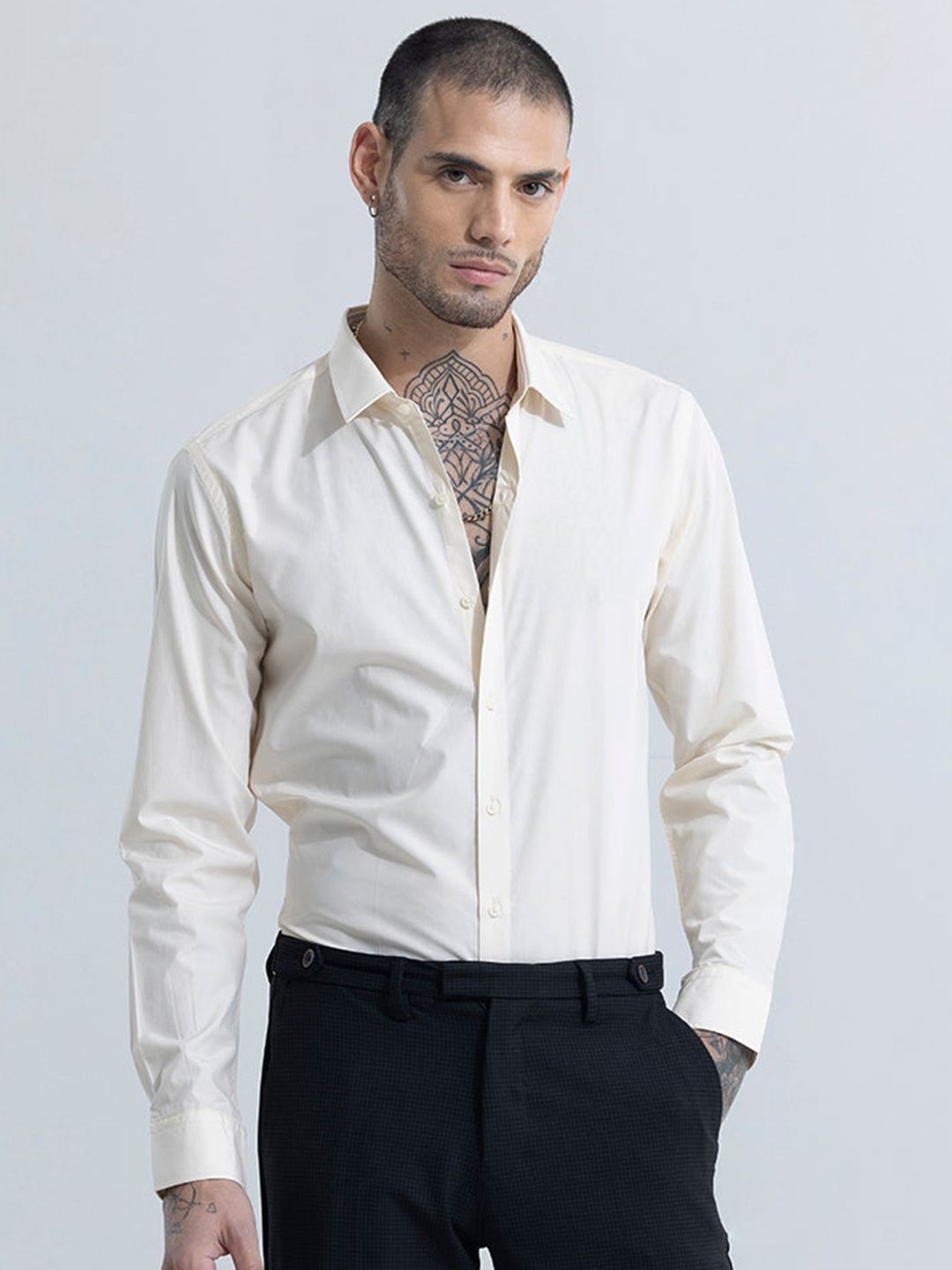 

Snitch Cream-Coloured Classic Slim Fit Cotton Formal Shirt