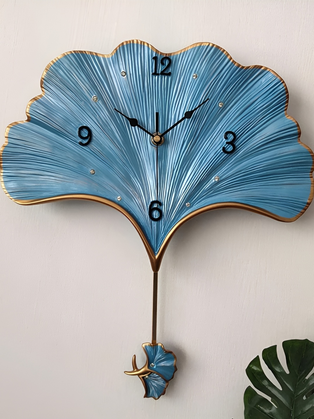 

SANKALAN CREATIONS Blue Figurine Showpiece
