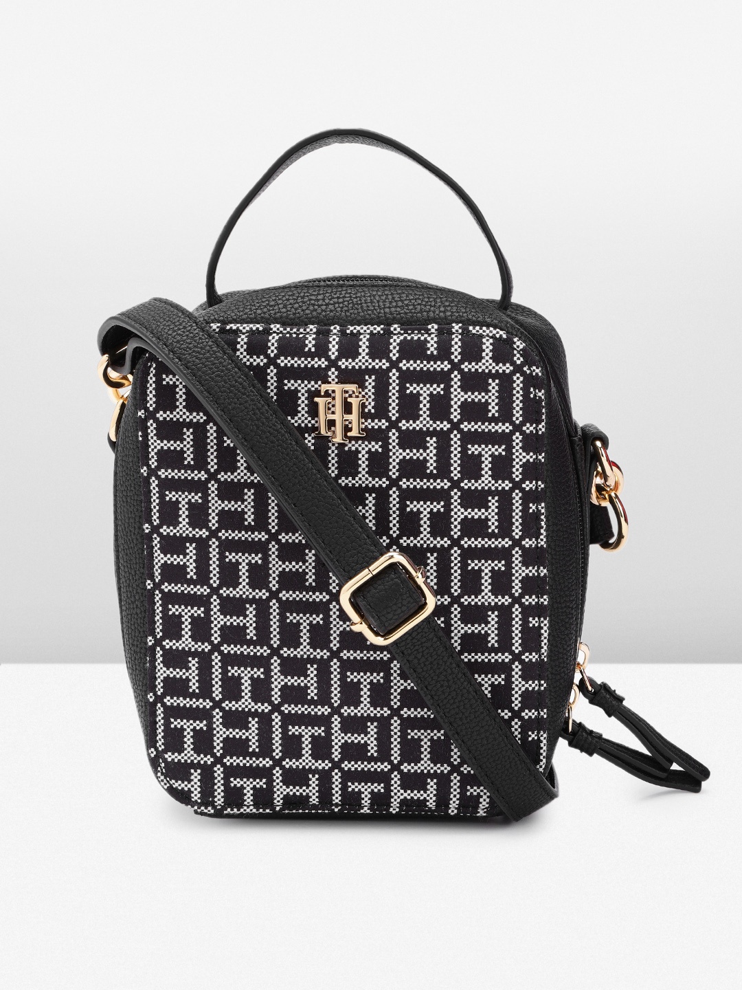 

Tommy Hilfiger Brand Logo Textured Sling Bag, Black