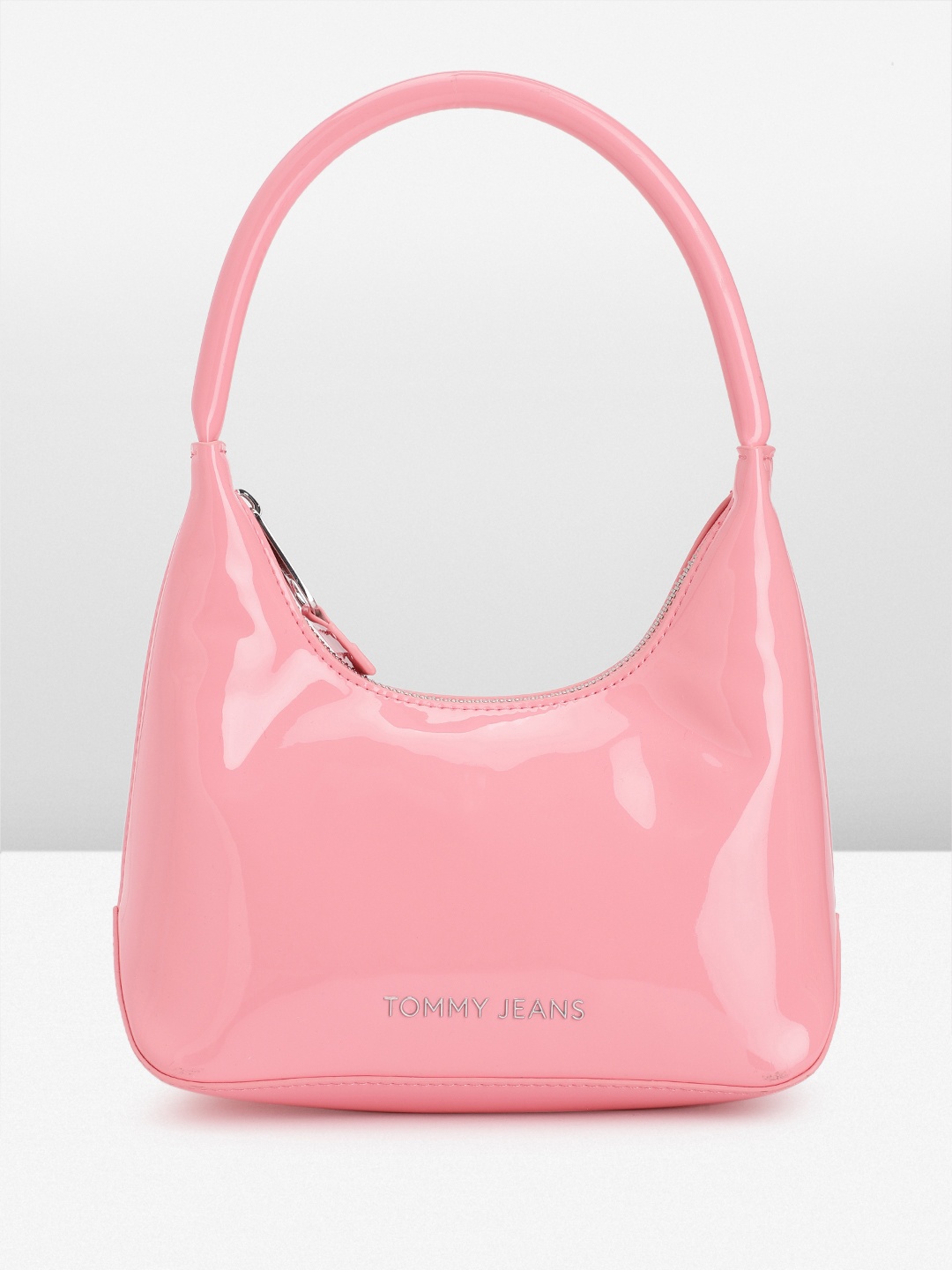 

Tommy Hilfiger Women Solid Hobo Bag, Pink