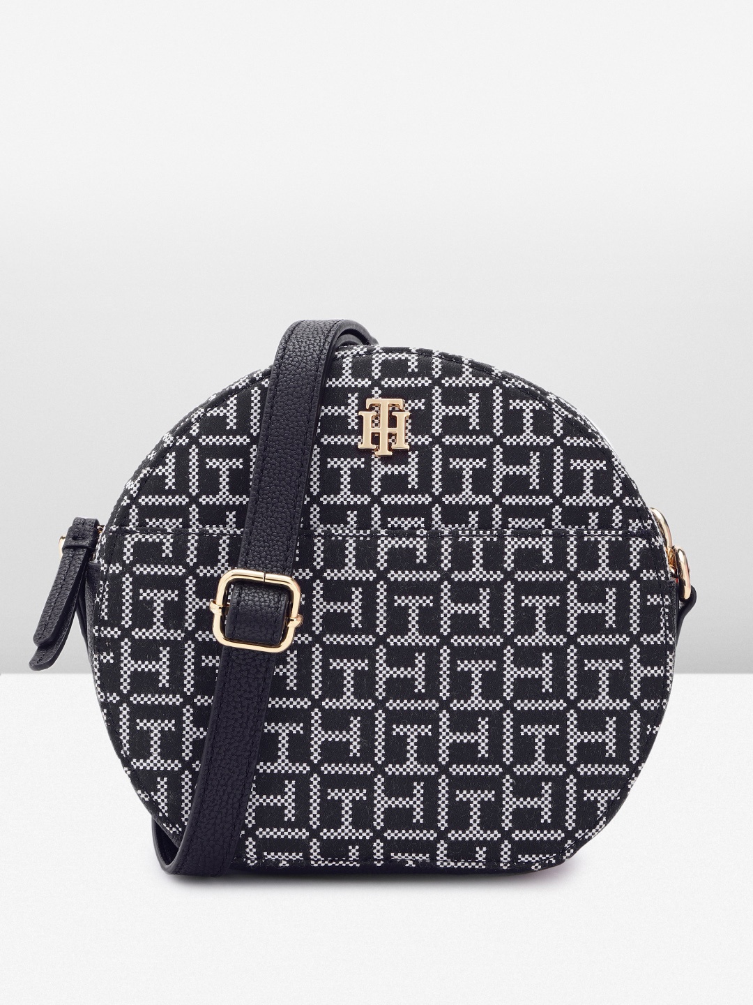 

Tommy Hilfiger Textured Sling Bag, Navy blue
