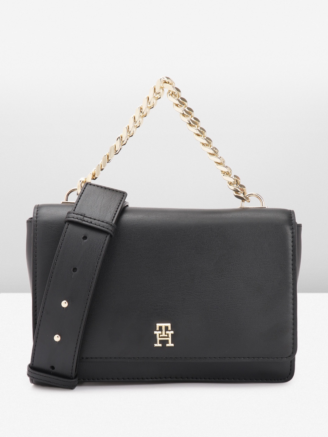 

Tommy Hilfiger Women Solid Satchel, Black