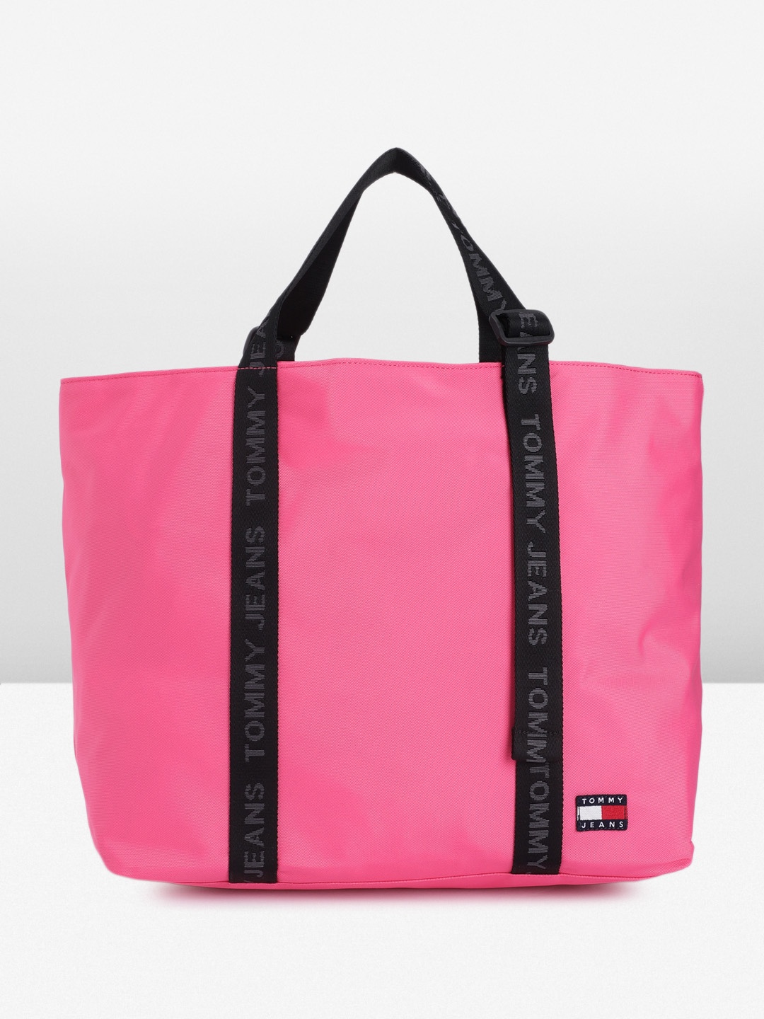 

Tommy Hilfiger Solid Handheld Bag, Pink