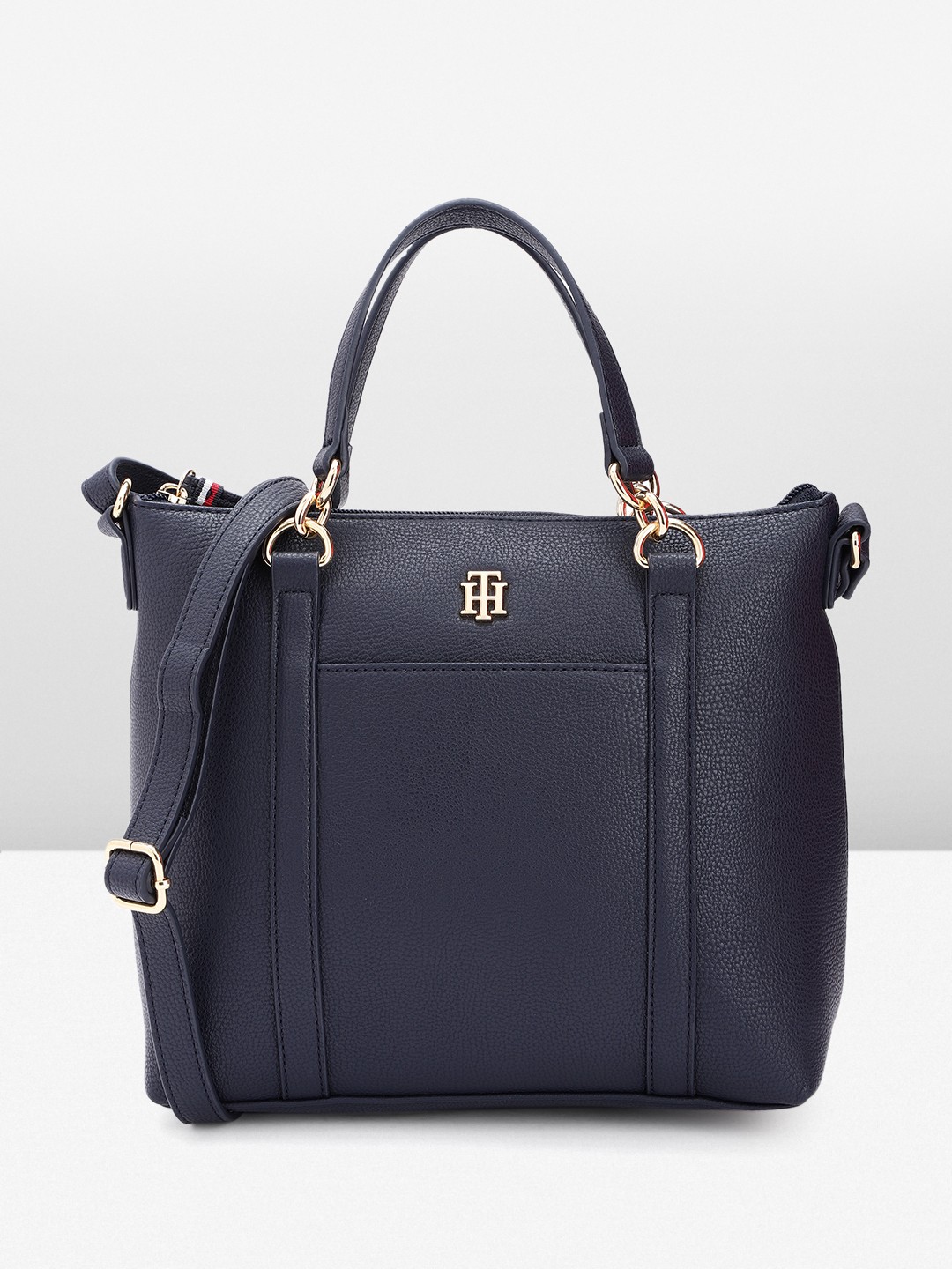 

Tommy Hilfiger Women Solid Handheld Bag, Navy blue