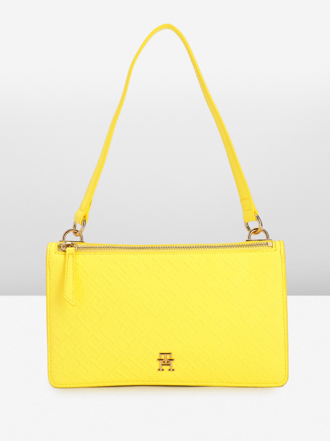 

Tommy Hilfiger Brand Logo Textured Handheld Bag, Yellow
