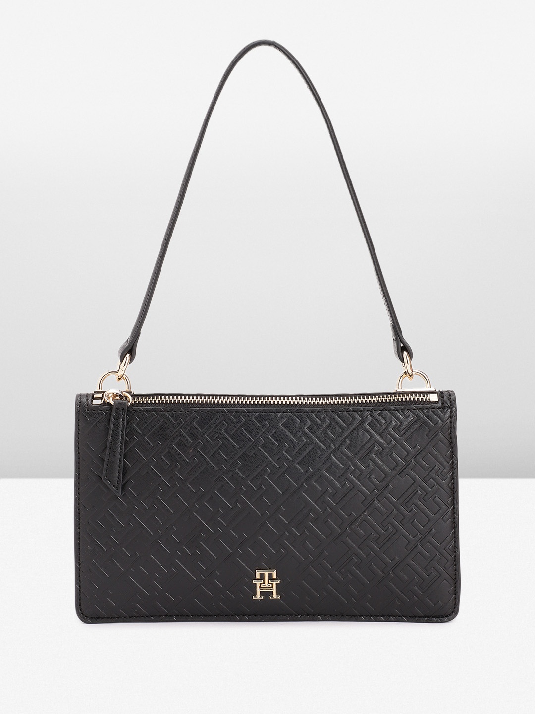 

Tommy Hilfiger Brand Logo Textured Handheld Bag, Black