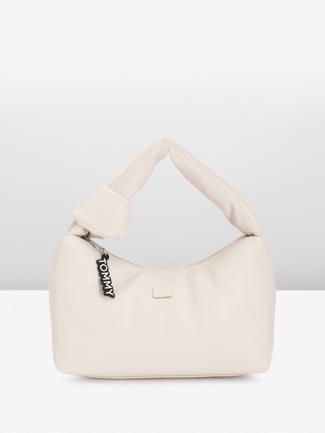 

Tommy Hilfiger Women Solid Hobo Bag, Off white