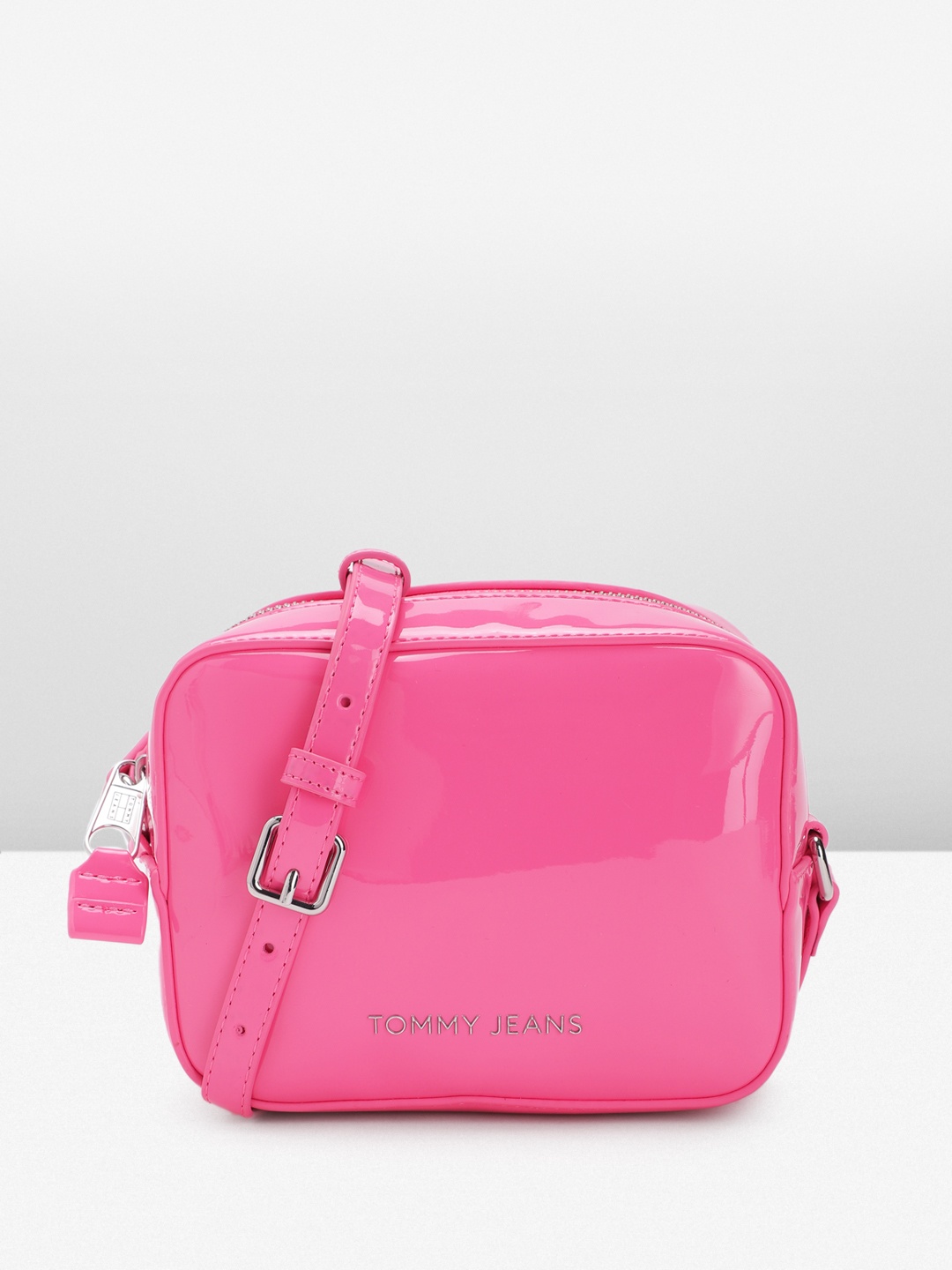 

Tommy Hilfiger Solid Structured Sling Bag, Pink