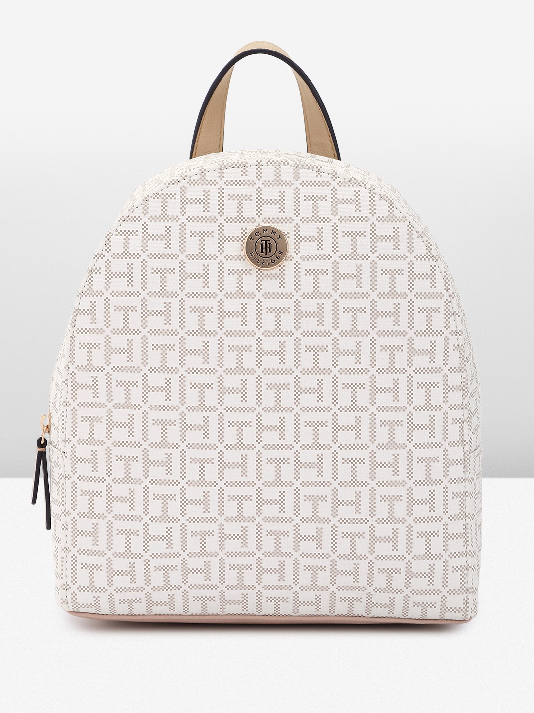 

Tommy Hilfiger Women Textured Backpack, Off white