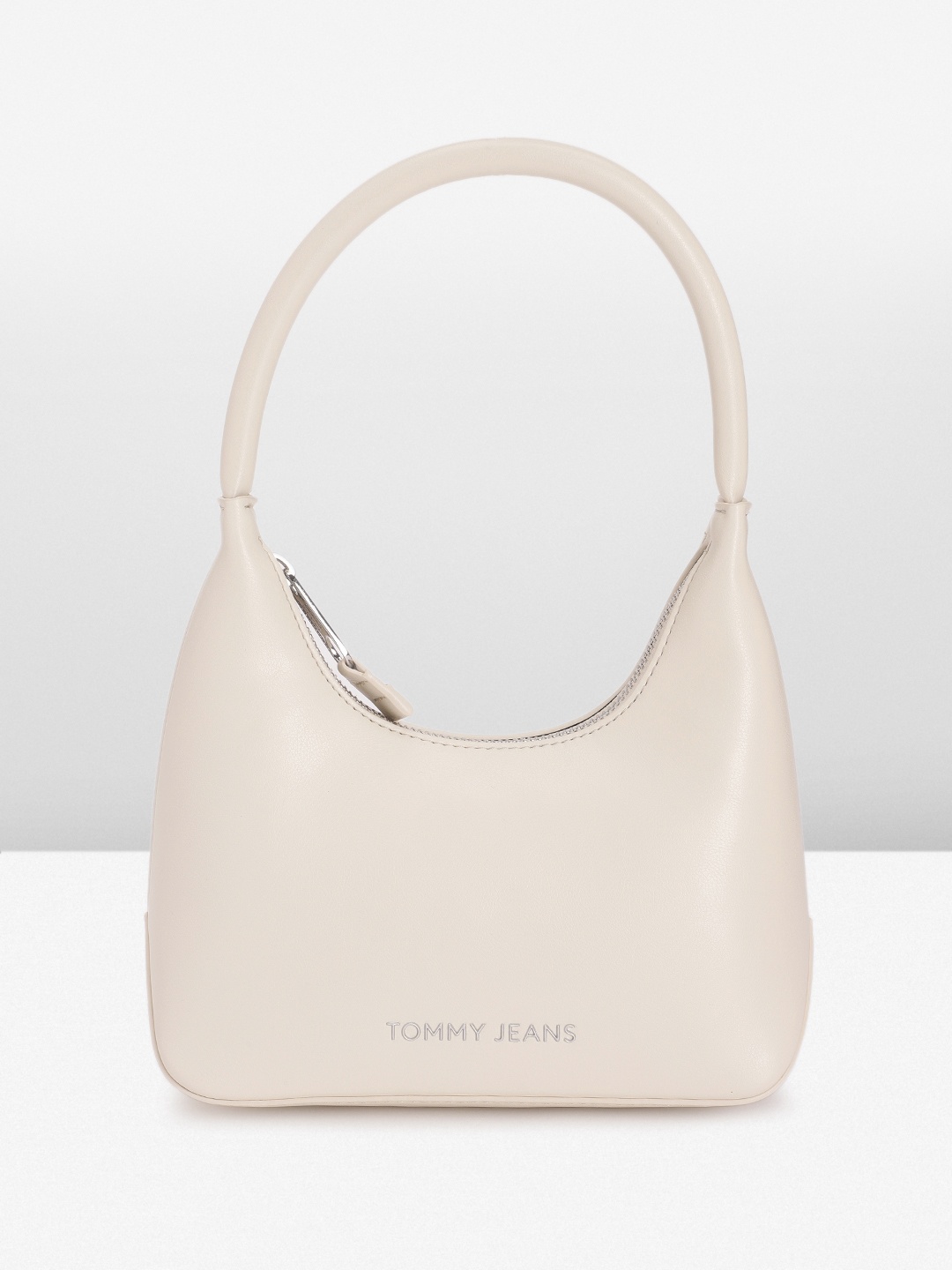 

Tommy Hilfiger Women Solid Hobo Bag, Off white