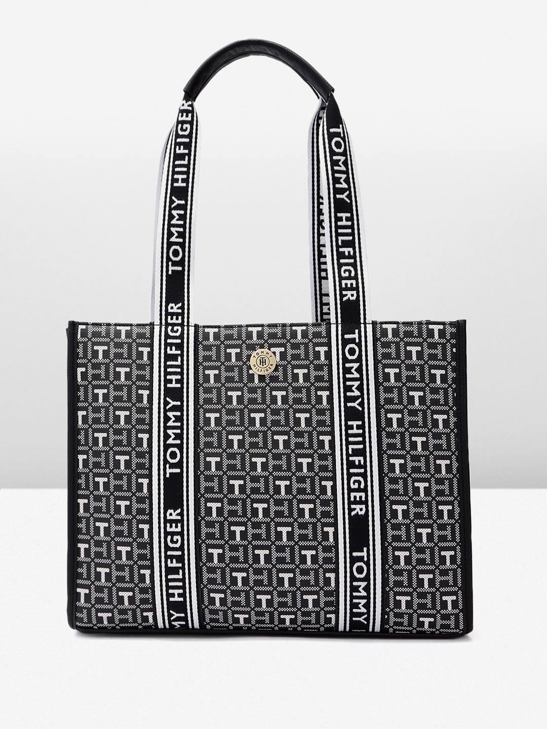 

Tommy Hilfiger Brand Logo Printed Shoulder Bag, Black