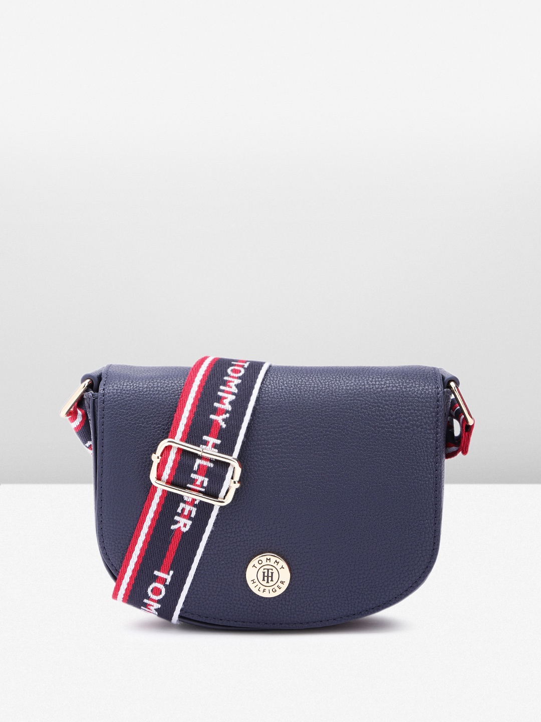 

Tommy Hilfiger Women Solid Sling Bag, Navy blue