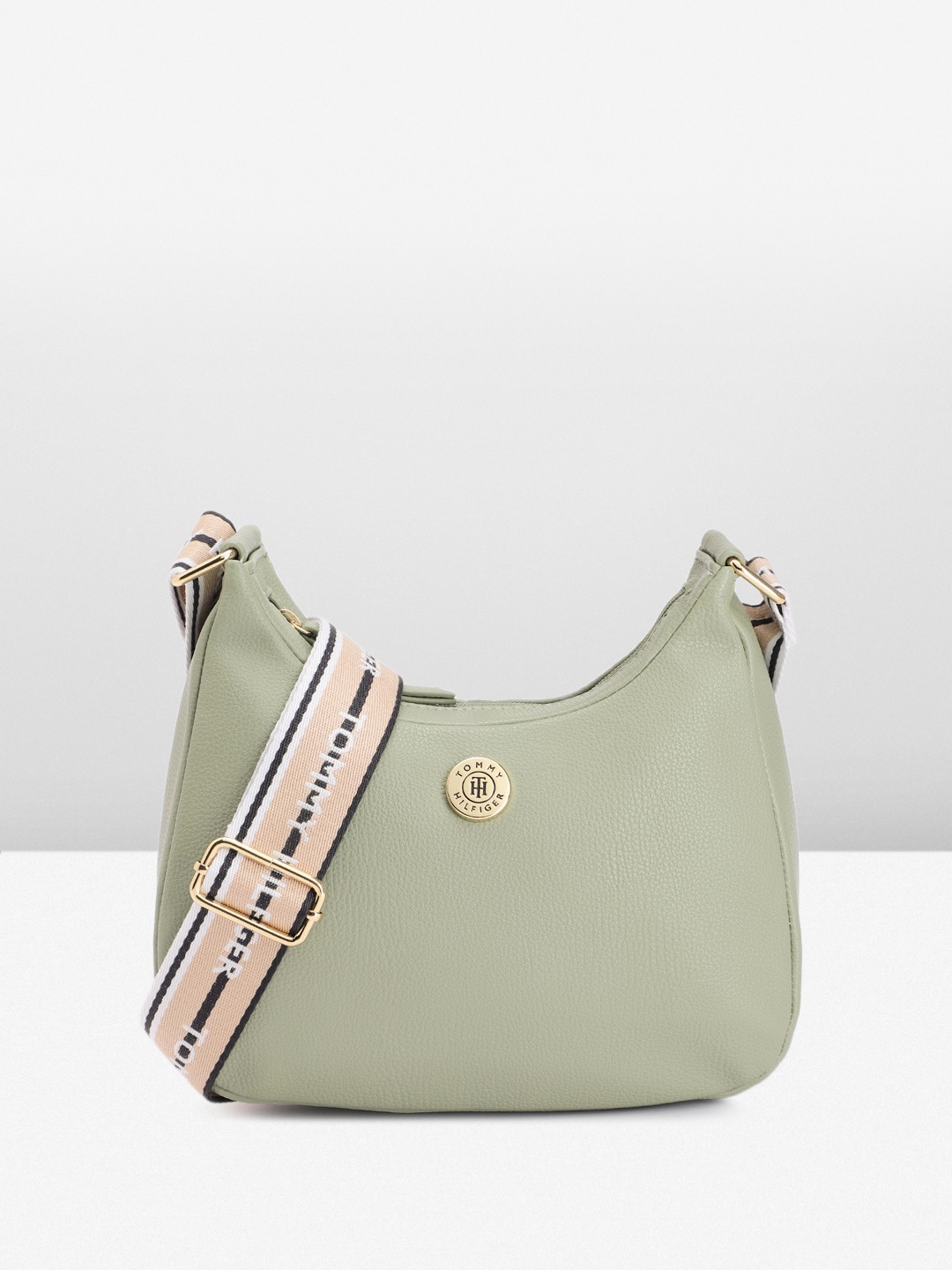 

Tommy Hilfiger Women Solid Sling Bag, Green