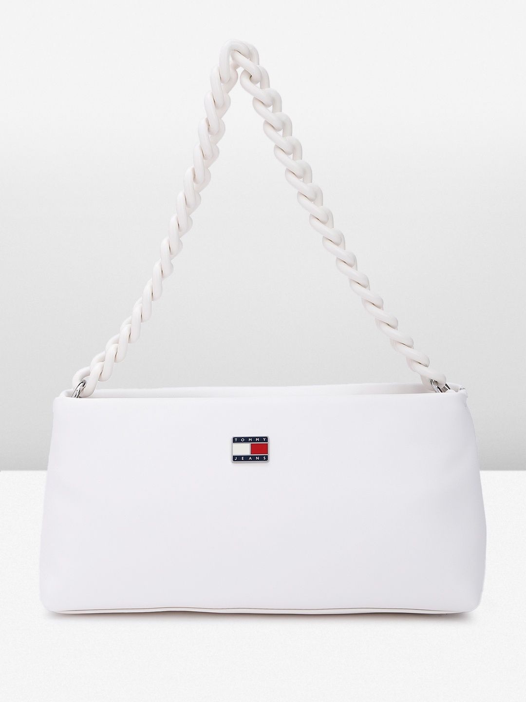 

Tommy Hilfiger Solid PU Baguette Style Shoulder Bag, White