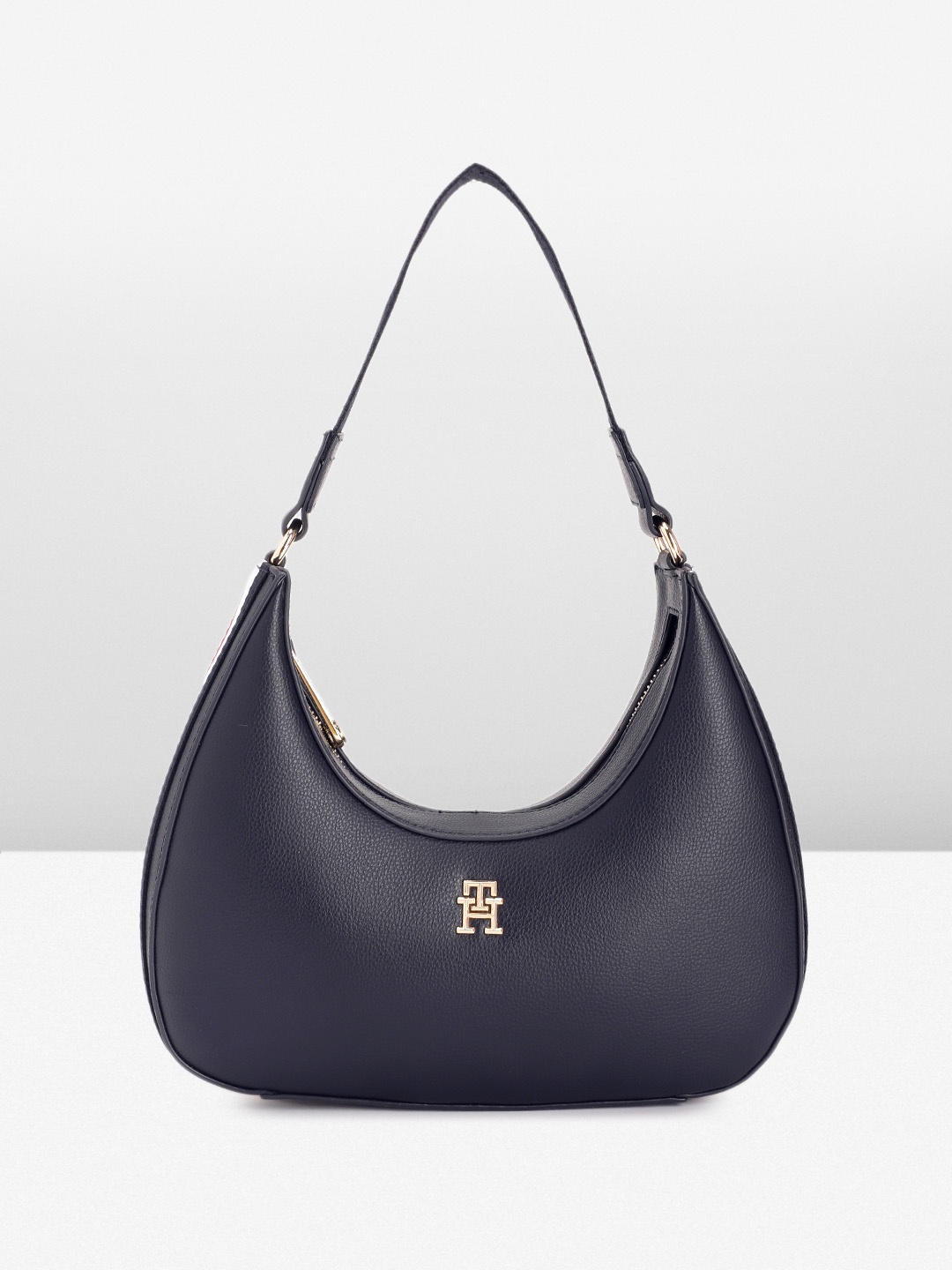 

Tommy Hilfiger Solid Hobo Bag, Navy blue