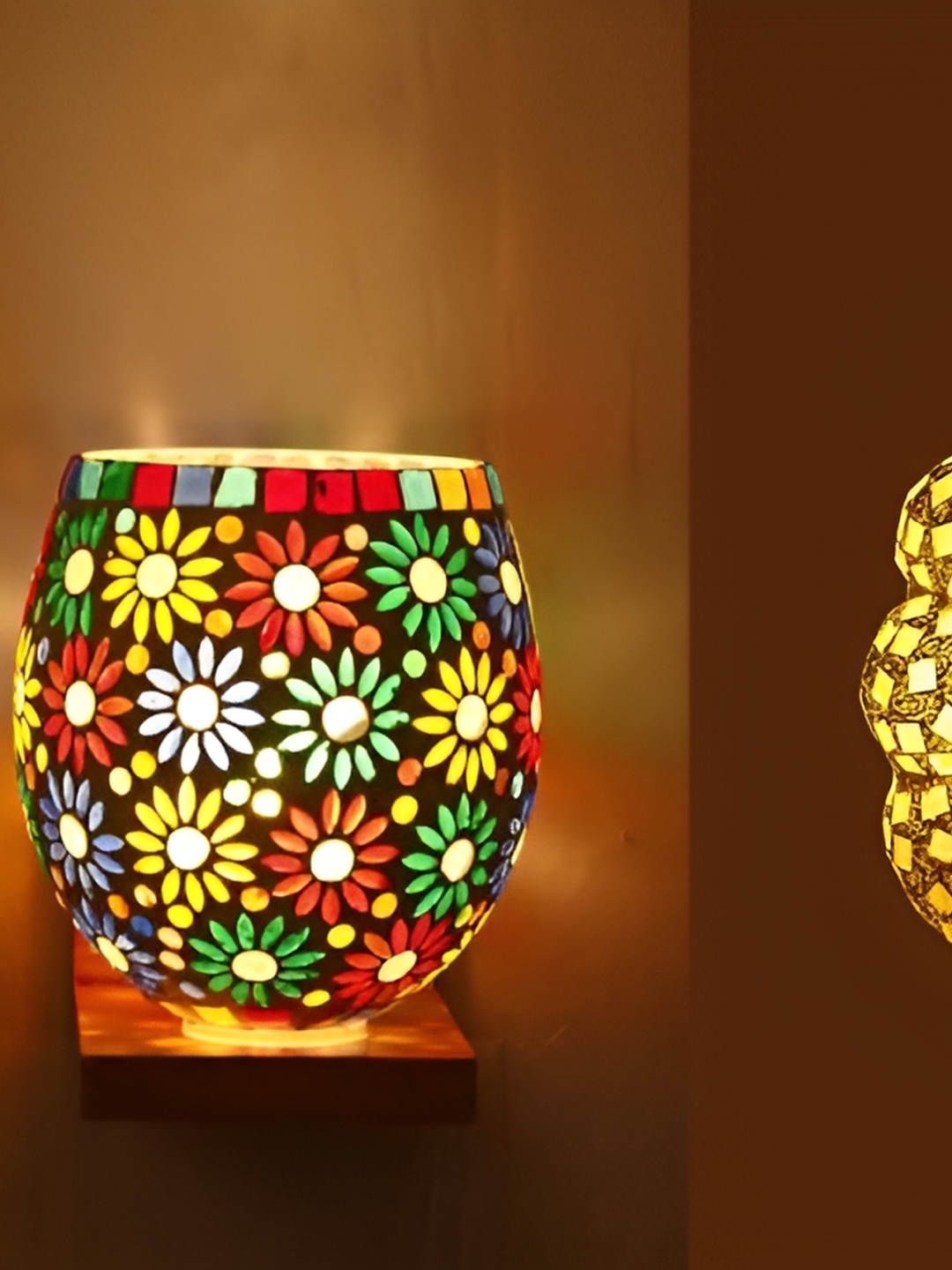 

Afast Yellow & Green 3 Pieces Textured Contemporary Glass Wall Lamps