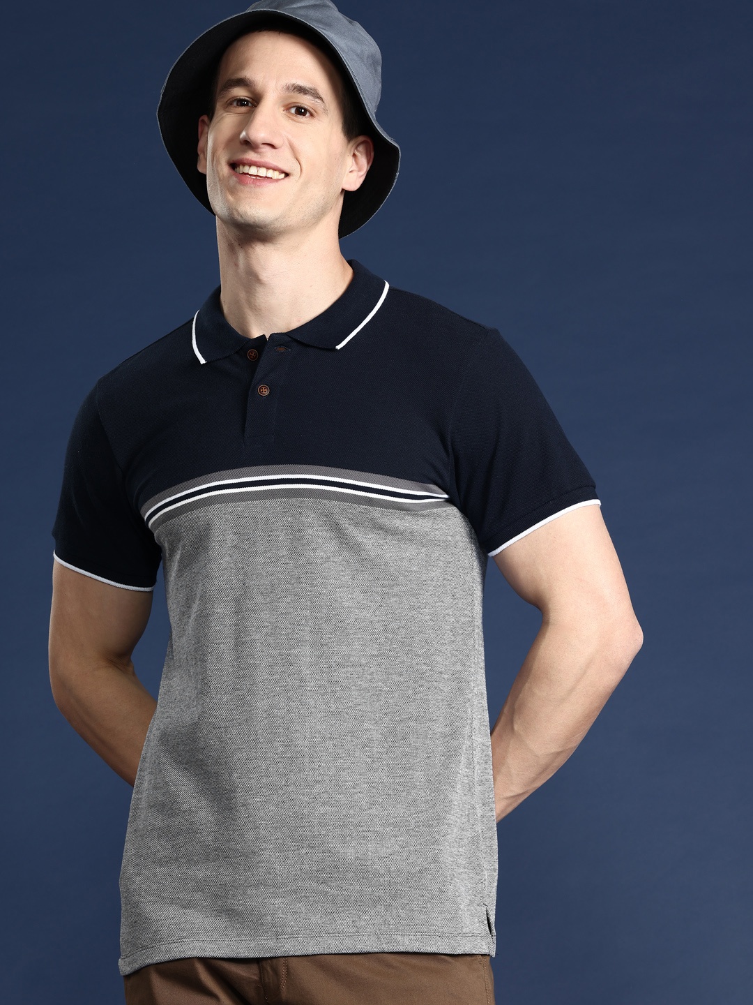 

Mast & Harbour Men Colourblocked Polo Collar T-shirt, Charcoal