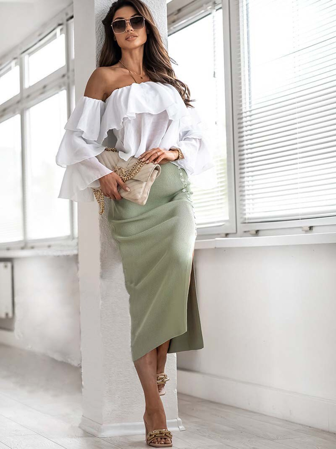 

Stylecast X KPOP Olive Green Straight Skirt