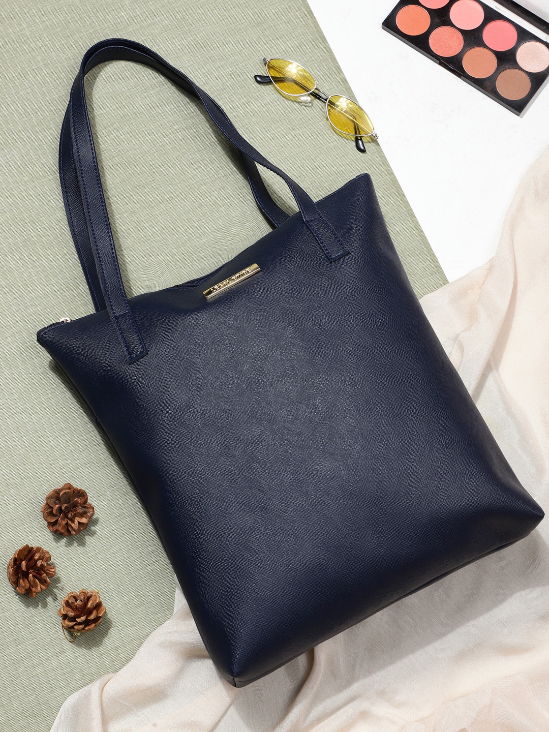 

LEGAL BRIBE Oversized Structured Tote Bag, Blue