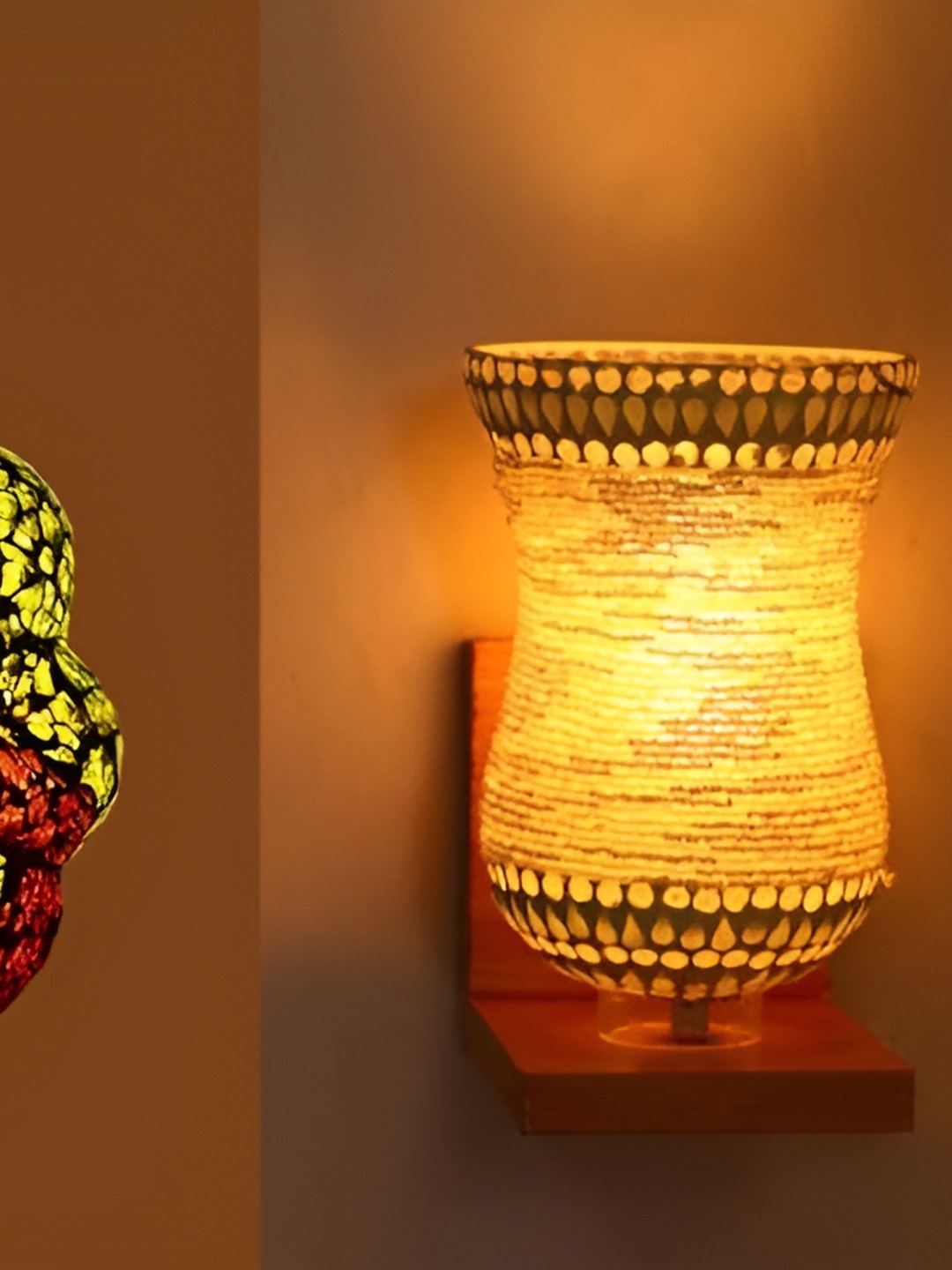 

Afast White & Maroon 3Pcs Textured Glass Wall Lamp