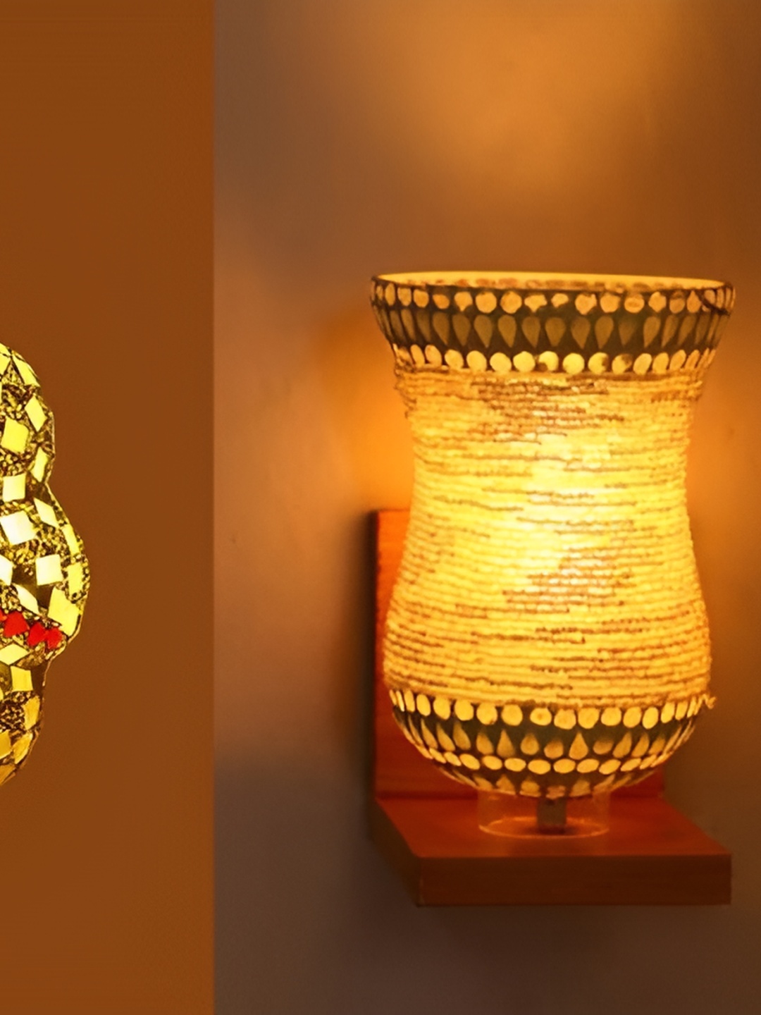 

Afast White 3 Pieces Glass Wall Lamp