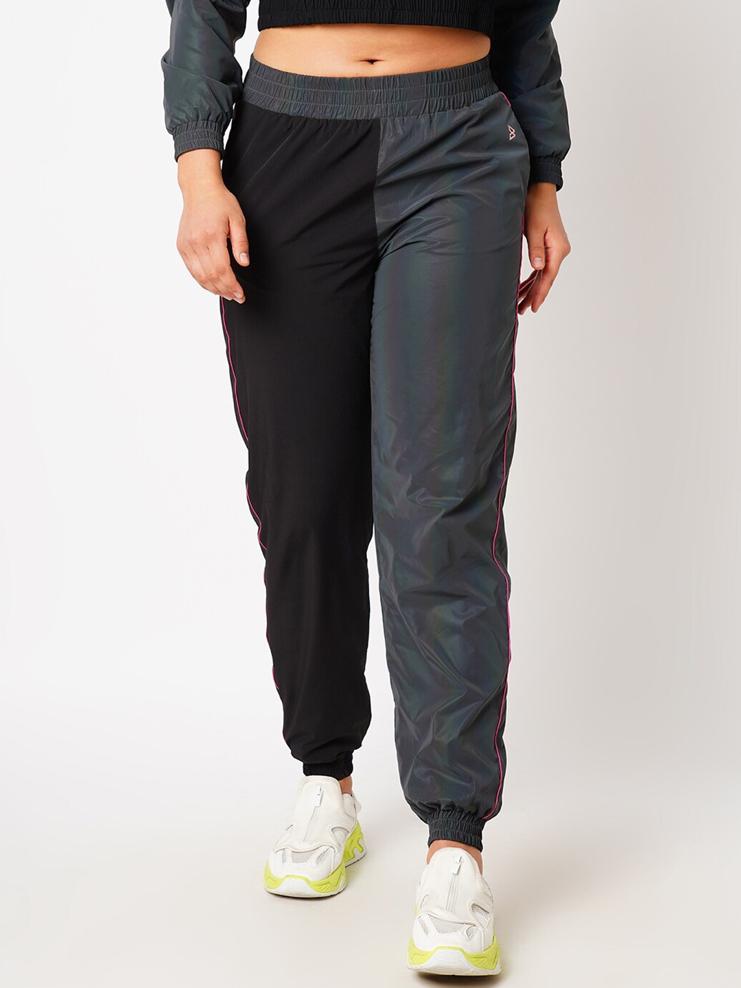 

BODD ACTIVE Colourblocked Mid-Rise Joggers, Black