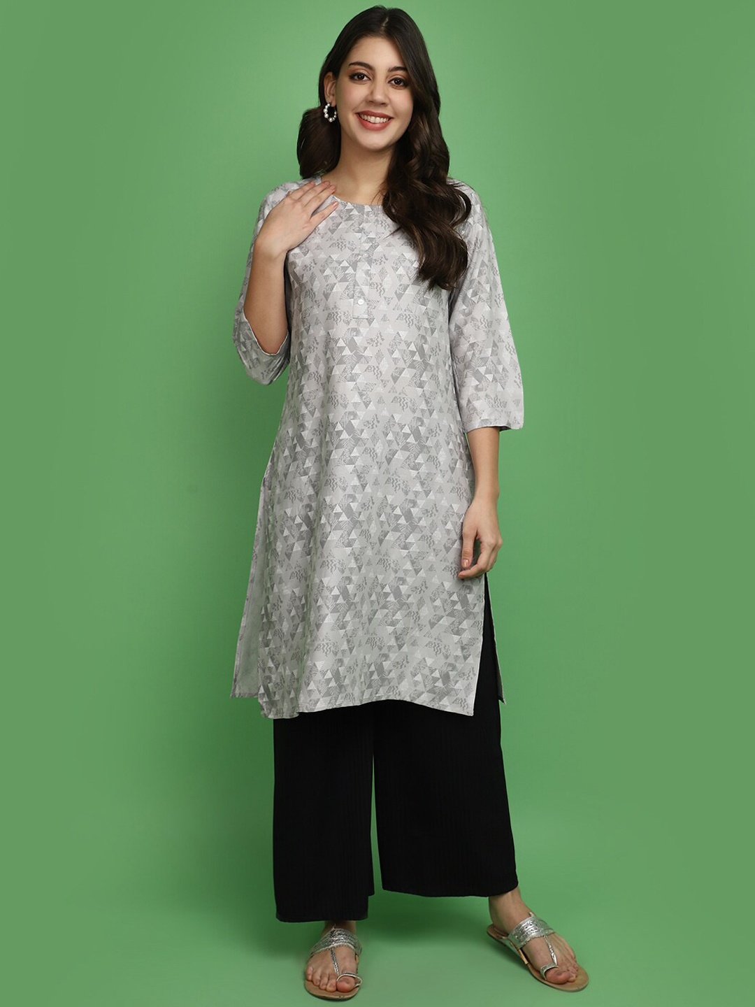 

V-Mart Geometric Printed Round Neck Straight Kurta, Grey