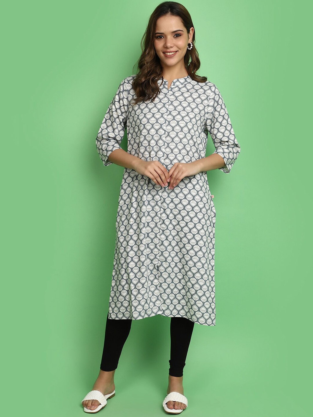 

V-Mart Ethnic Motifs Printed Mandarin Collar Straight Kurta, Grey