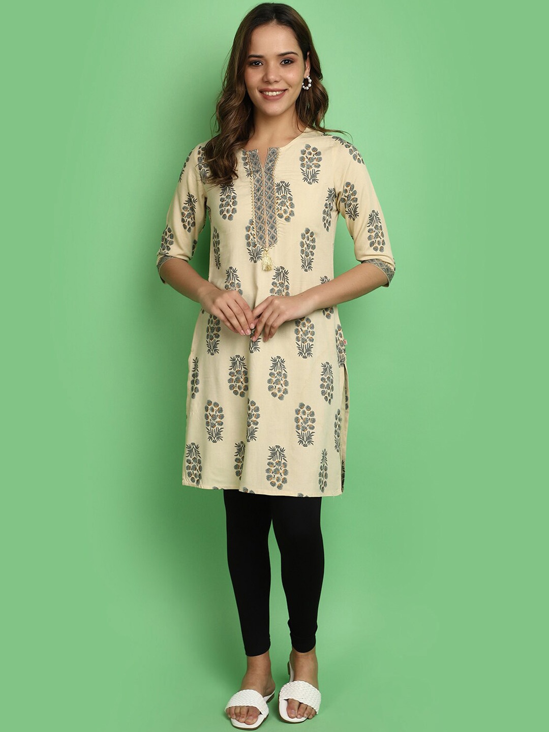 

V-Mart Floral Printed Shirt Collar Straight Kurta, Beige