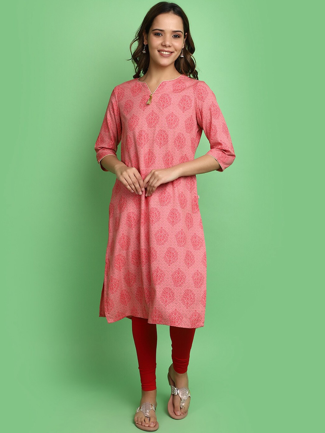 

V-Mart Ethnic Motifs Embroidered Gotta Patti Kurta, Pink