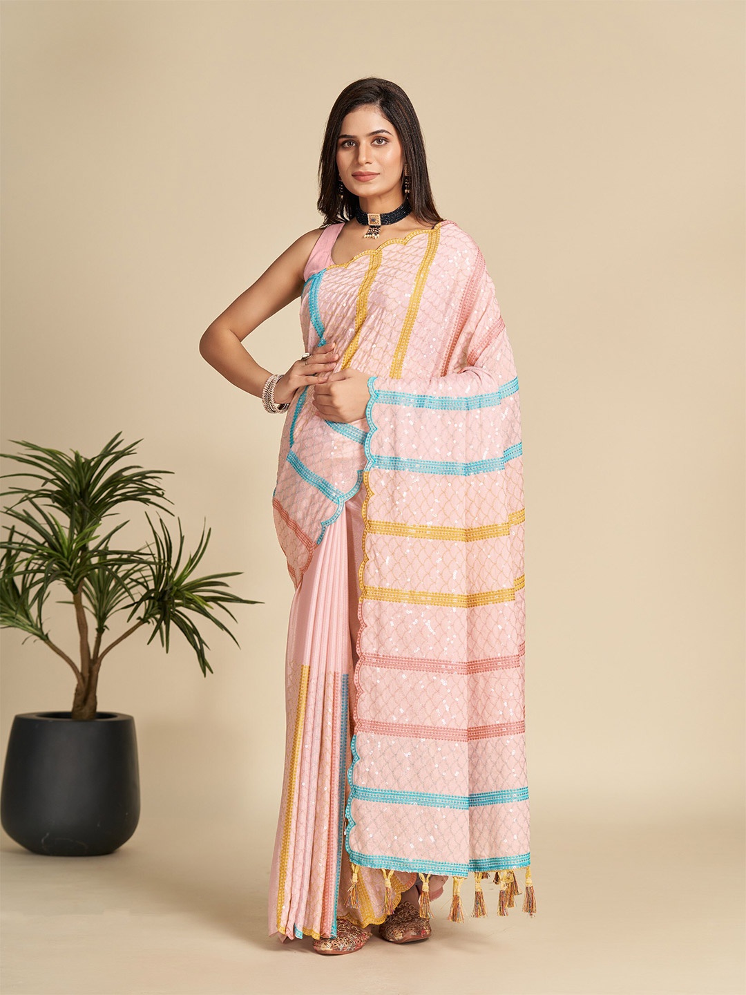 

Celeb Styles Ethnic Motifs Embroidered Sequinned Saree, Peach