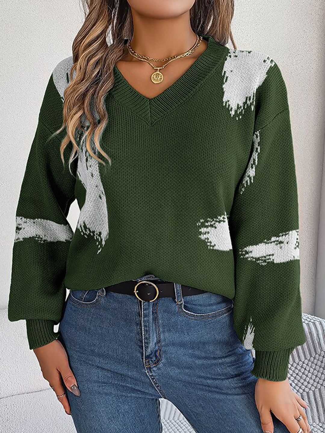 

StyleCast Green & White Abstract Printed V-Neck Pullover Sweater