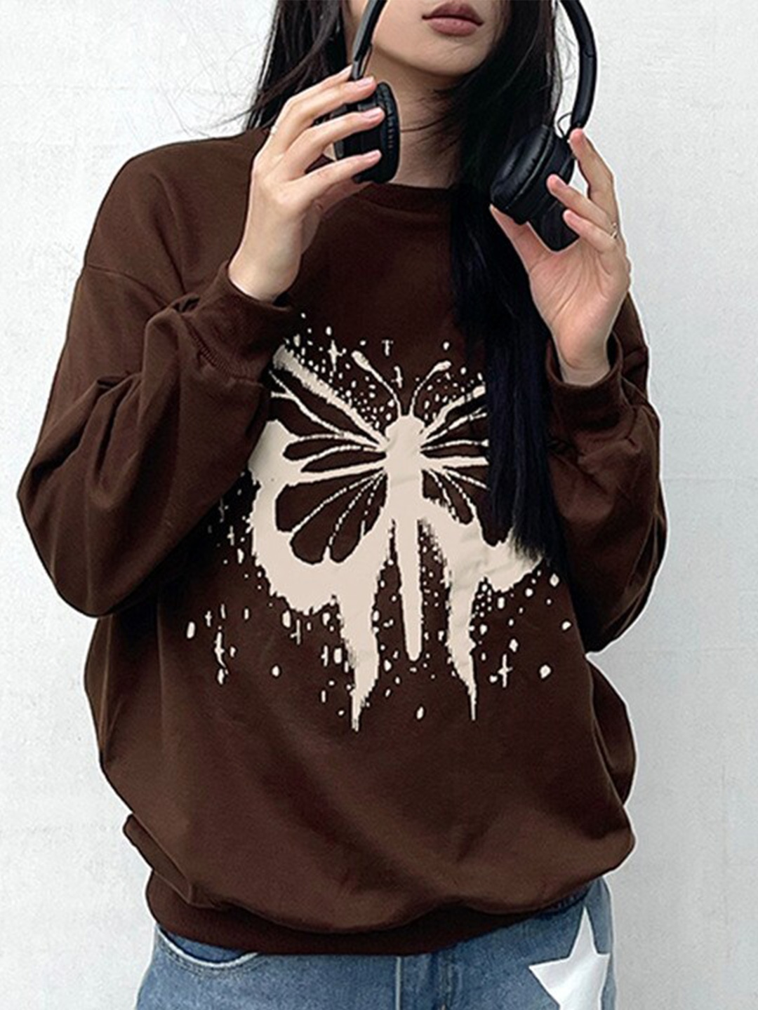 

StyleCast Brown Graphic Printed Drop-Shoulder Sleeves Terry Pullover Sweatshirt