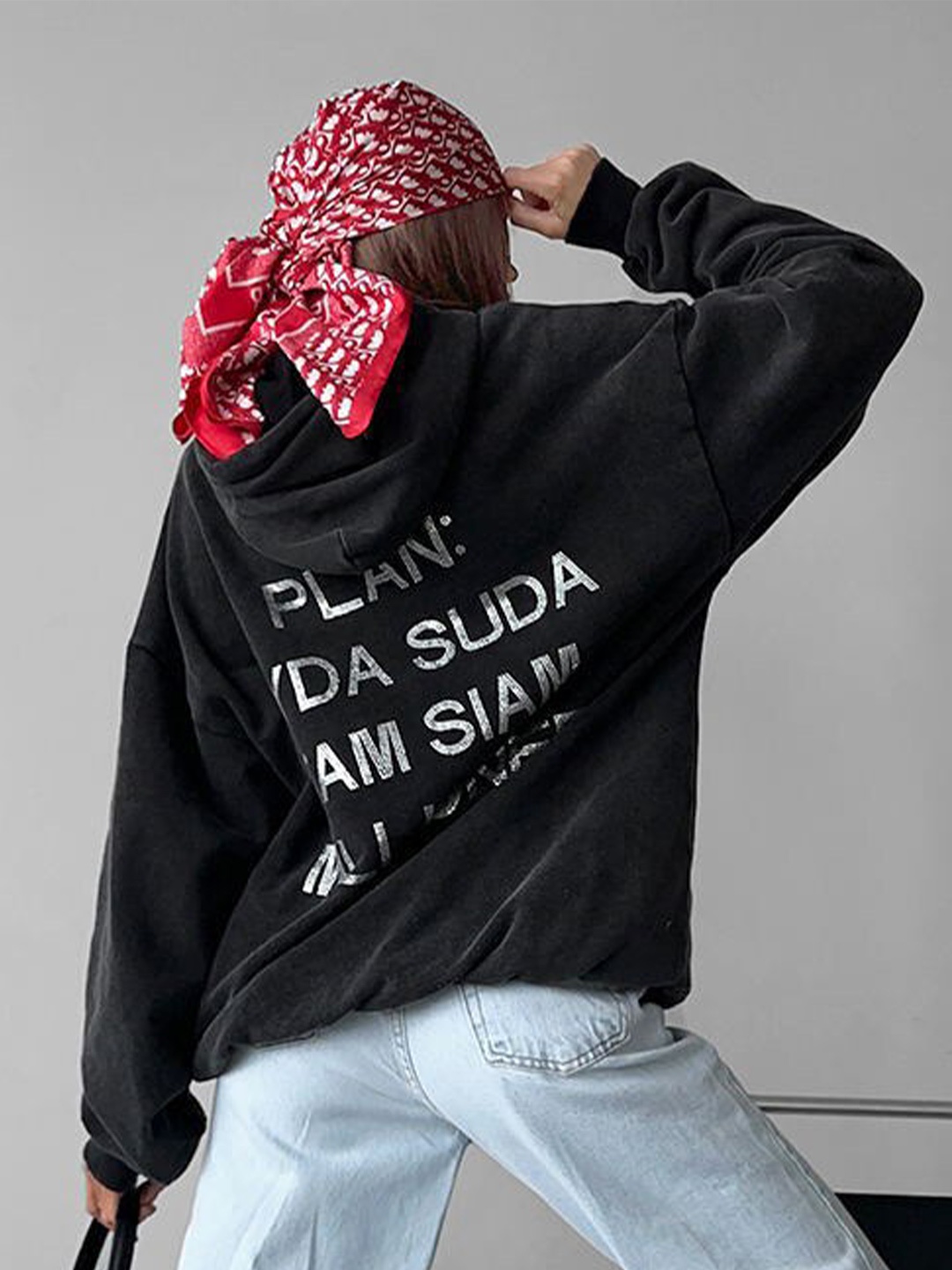 

StyleCast Black Typography Printed Hooded Drop-Shoulder Sleeves Cotton Pullover Sweatshirt