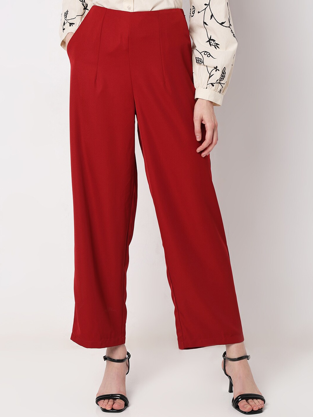 

Vero Moda Women Straight Fit High-Rise Pleated Parallel Trousers, Red