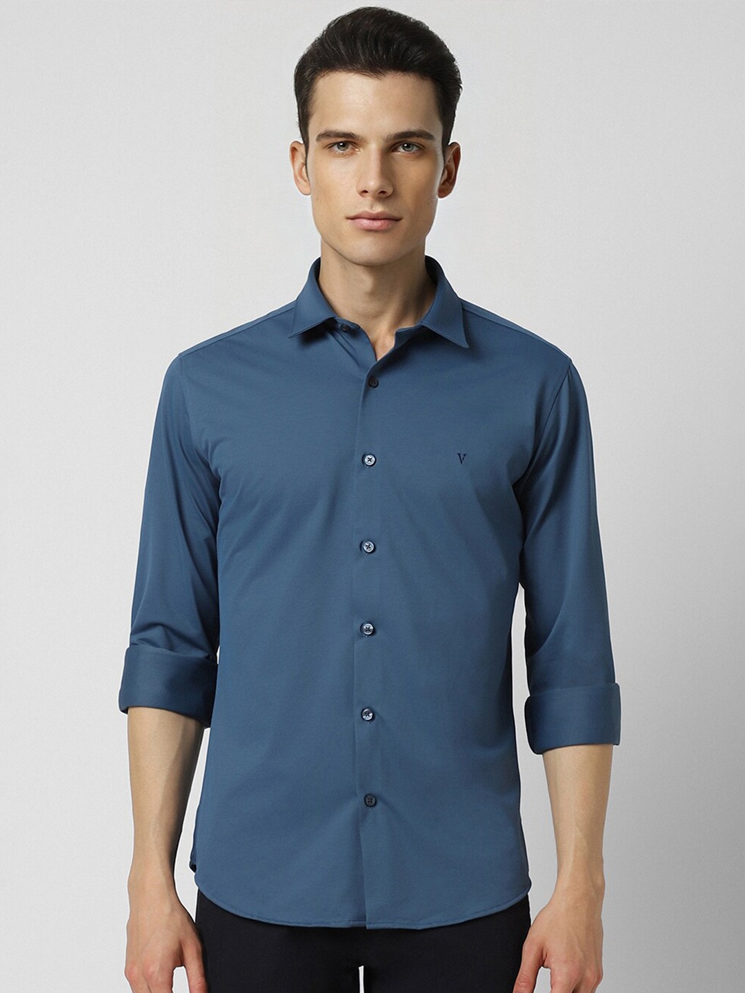 

Van Heusen Sport Slim Fit Spread Collar Casual Shirt, Blue