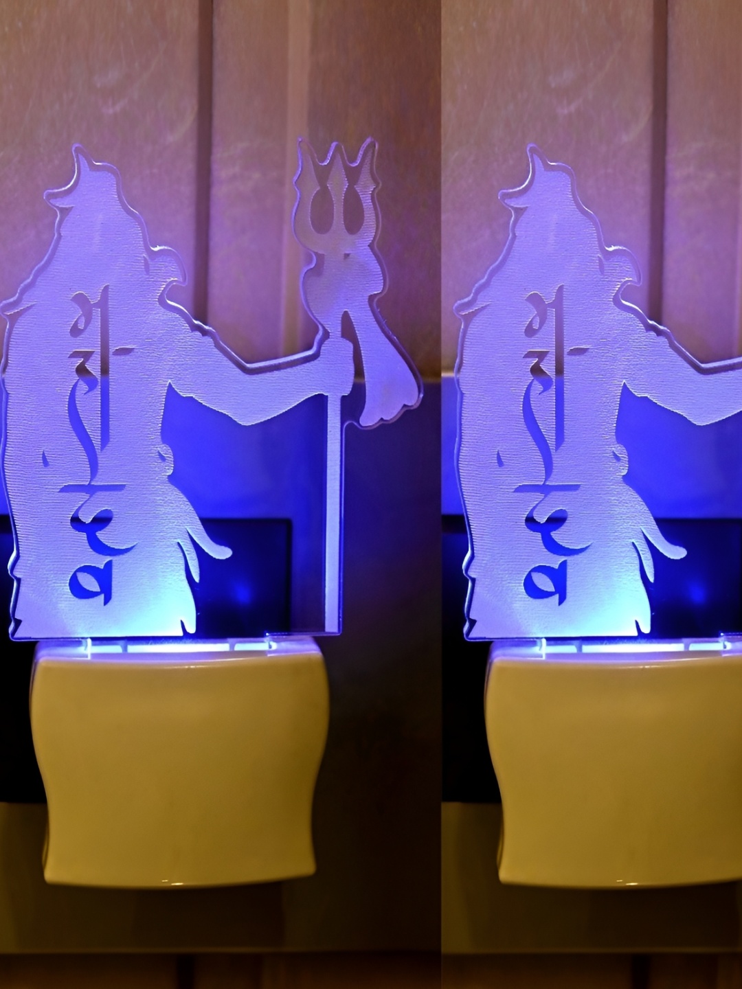 

Afast Transparent & White 2 Pieces Abstract Shaped Wall Lamps